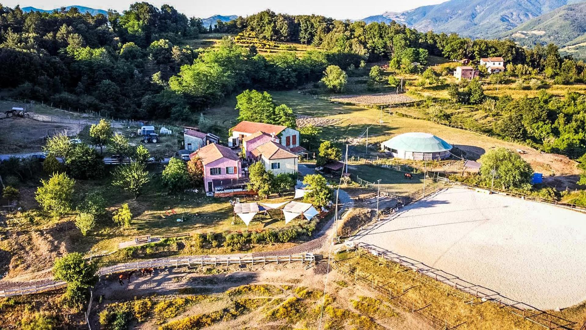 Agriturismo Dei Legi San Pietro Vara Exterior photo