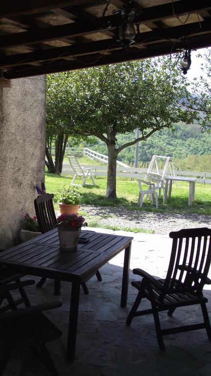 Agriturismo Dei Legi San Pietro Vara Exterior photo